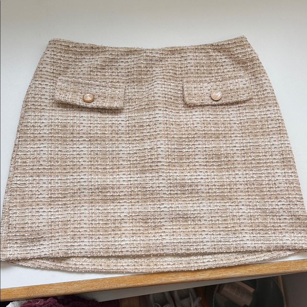 Elegant Tan Tweed Skirt